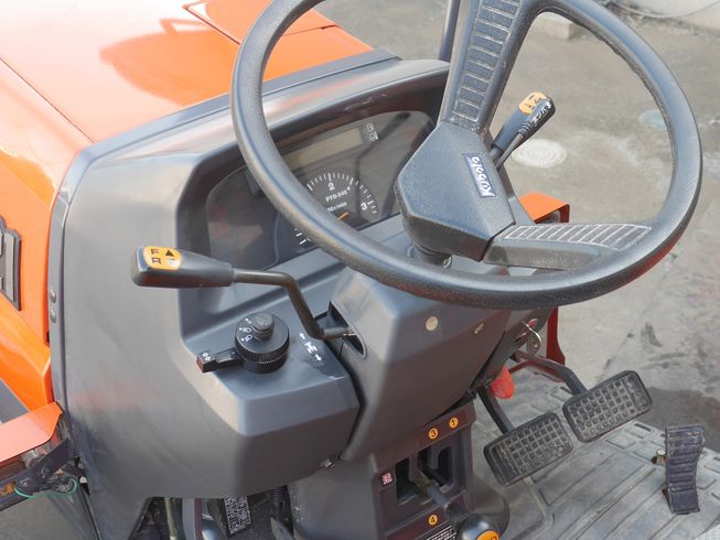 トラクター KL21 写真５