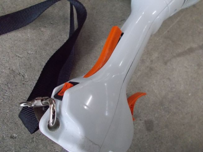 草刈機 FS55RC-E 写真３