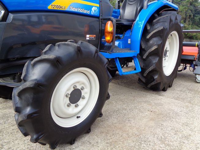 トラクター T2100KLⅡ 写真９