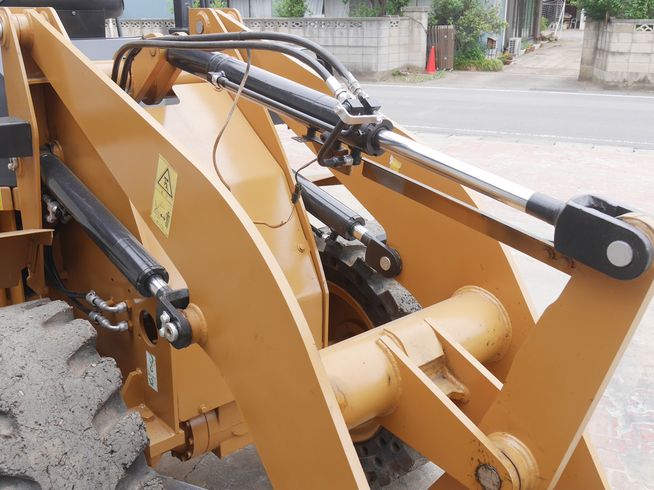 ホイルローダー 902B 写真６