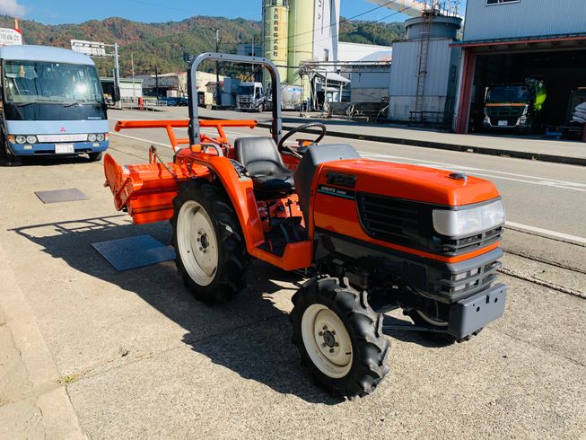 トラクター T22 写真２