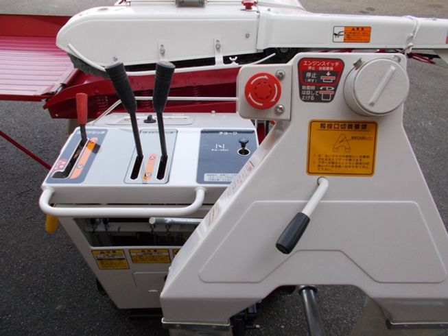 ハーベスター MH67 写真５