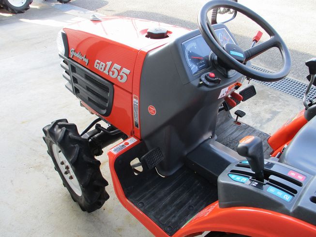トラクター GB155 写真４