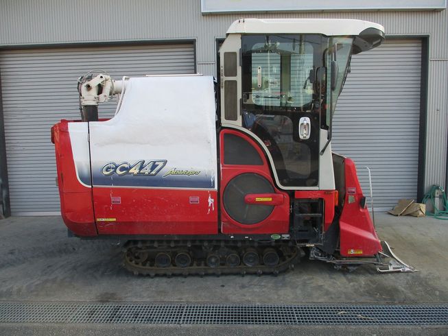 コンバイン GC447 写真３