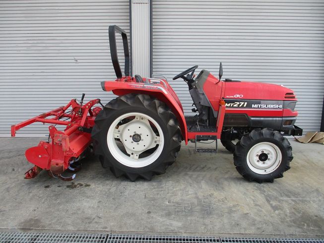 トラクター MT271 写真２