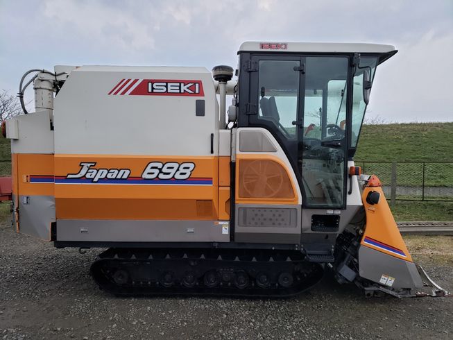 イセキ コンバイン 写真