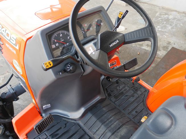 トラクター T240D（TZ240S） 写真５