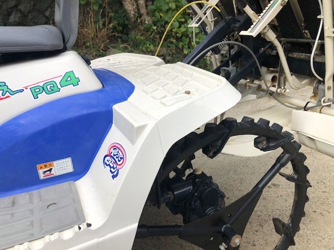 田植機 PQ4-D 写真４