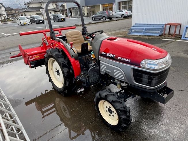 トラクター EF226 写真２