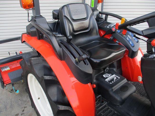 トラクター B21X 写真８