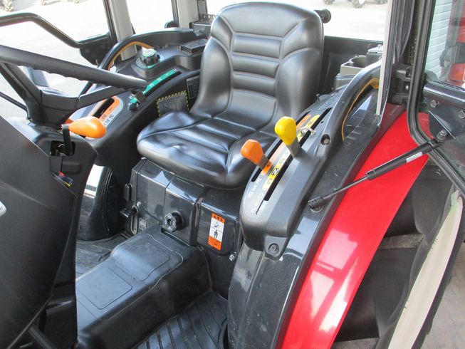 トラクター EG225 写真２