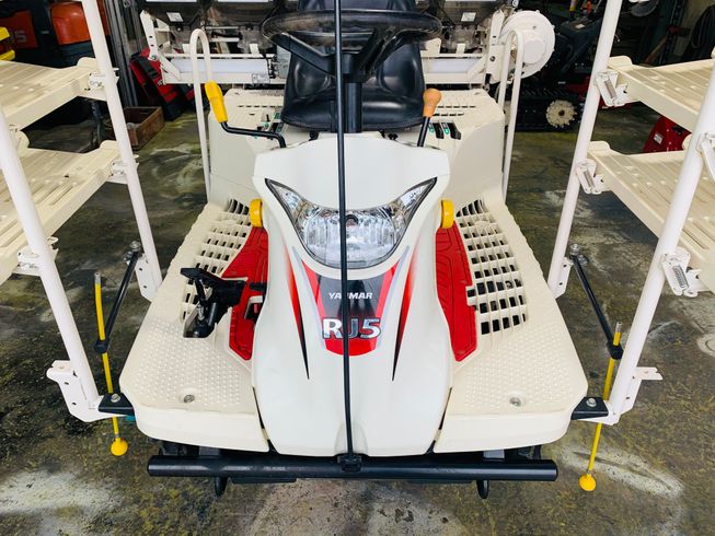 田植機 RJ5 写真３