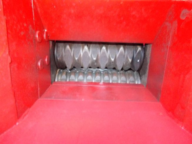 カッター P-1100C 写真４