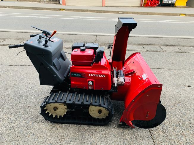 除雪機 HSM1390i 写真３