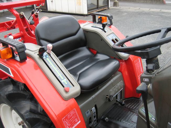 トラクター F-7DAS3 写真９