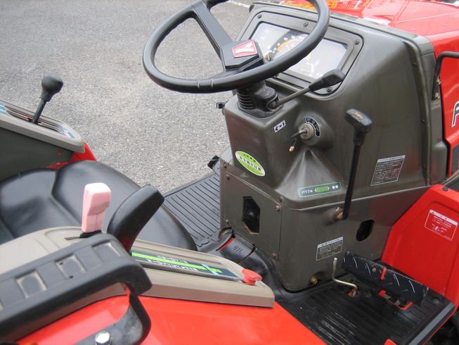 トラクター F-7DAS3 写真８