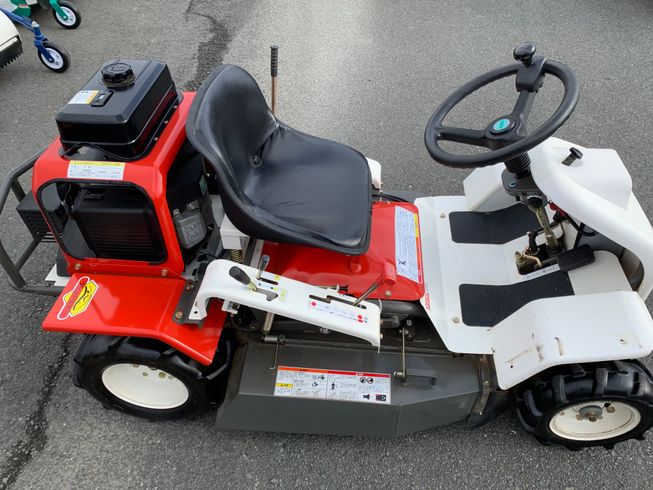 草刈機 RM81A 写真２