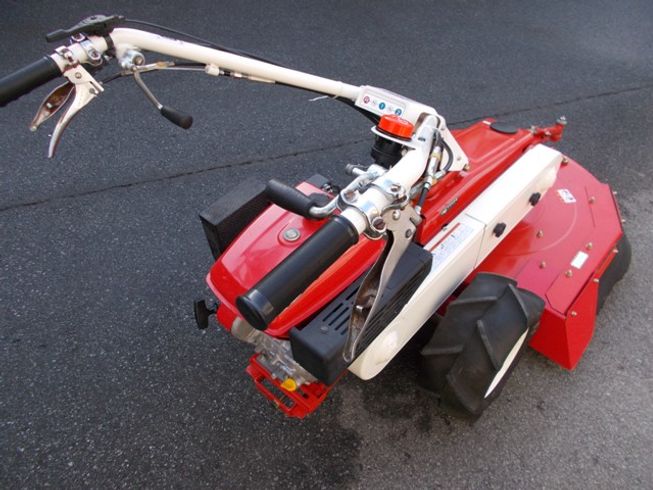 草刈機 AM80/E8 写真４