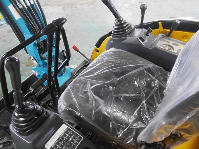 バックホー U-20-3 写真６