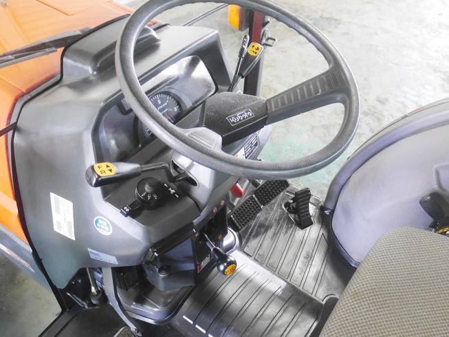 トラクター KL30 写真５