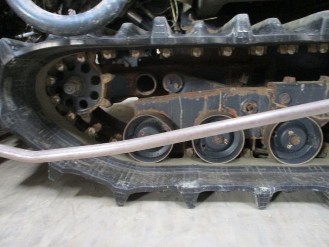 コンバイン GC695 写真３