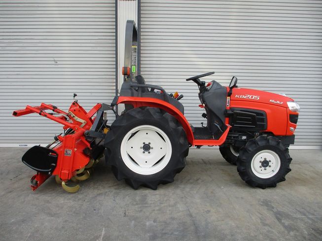 トラクター KB205 写真６