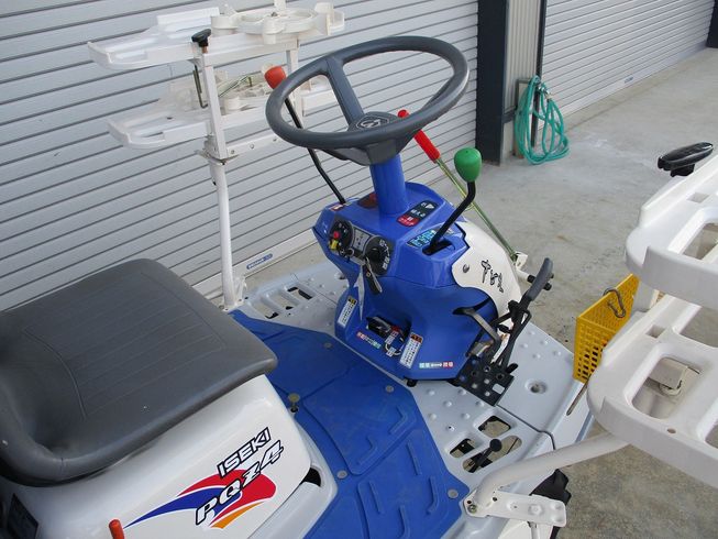 田植機 PQZ4-DULF 写真５