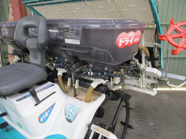 田植機 SPU550-RIF 写真６