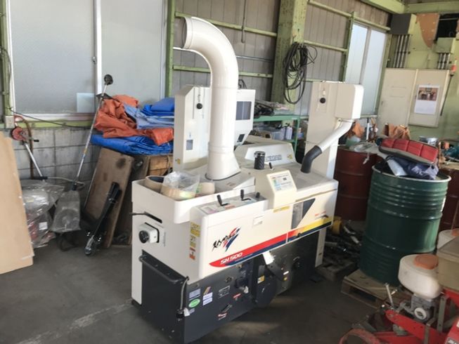 ヤンマー 籾摺機 写真