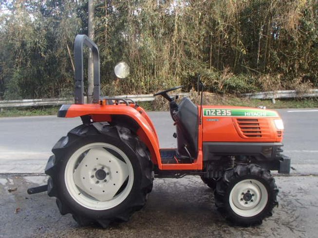 トラクター NZ235　新品ハンマーナイフモアMK155付 写真３