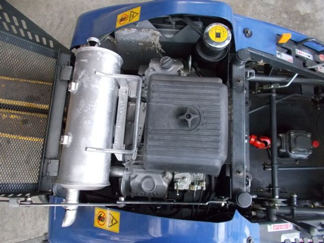 草刈機 MGA220 写真３