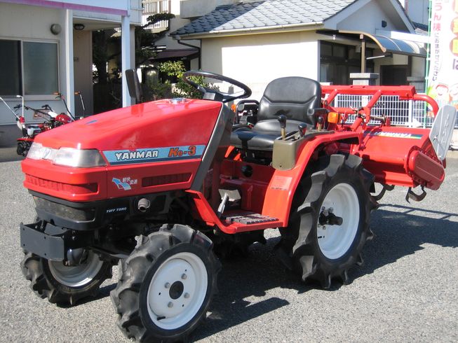 トラクター Ke-3 DAUS  写真２