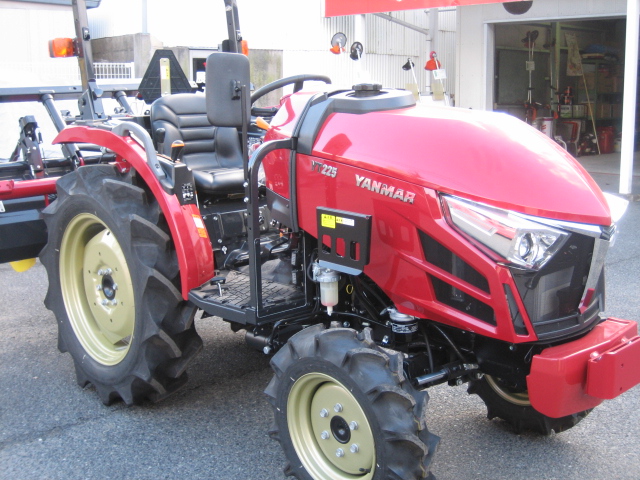 トラクター YT225XUKS5 写真３