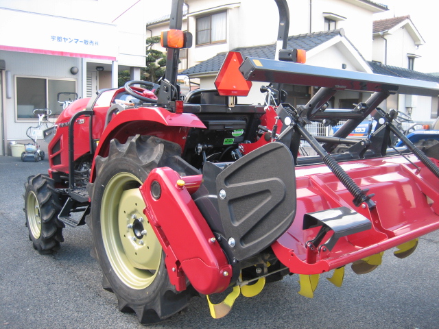 トラクター YT225XUKS5 写真４