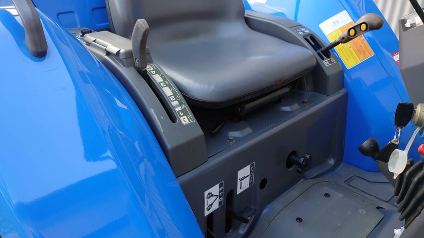 トラクター TG21-SVWX 写真３