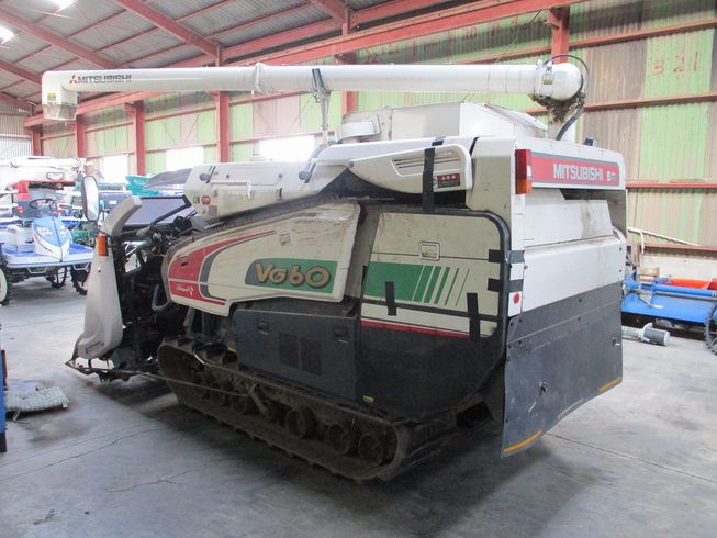 コンバイン VG60 写真２