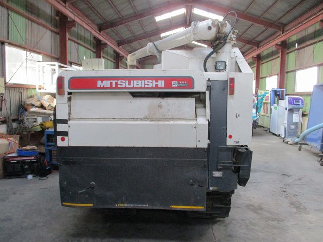 コンバイン VG60 写真３