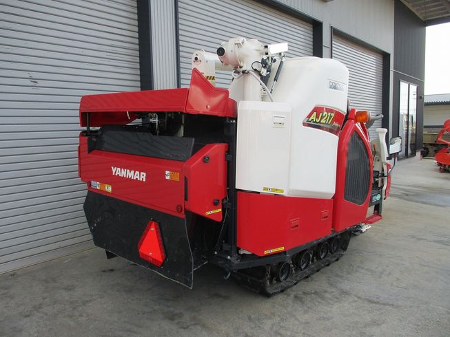 コンバイン AJ217 写真９