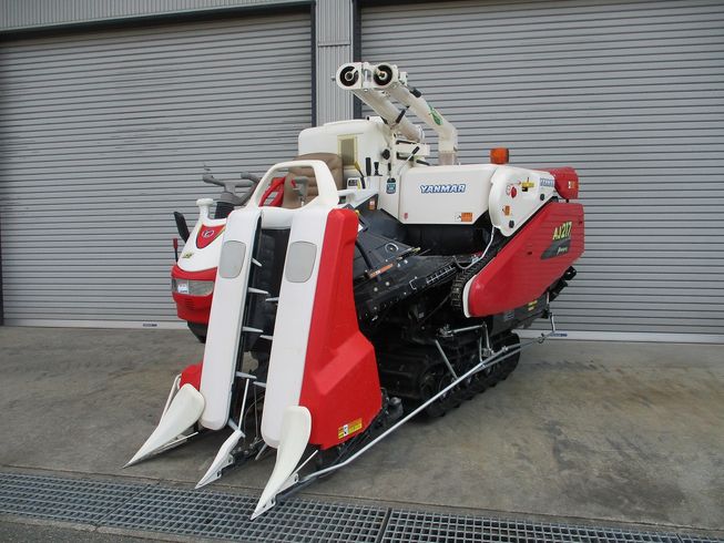 コンバイン AJ217 写真５