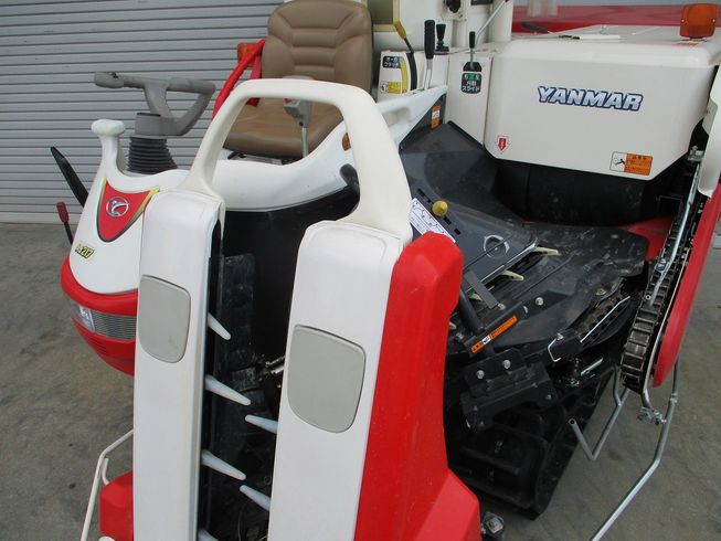 コンバイン AJ217 写真２