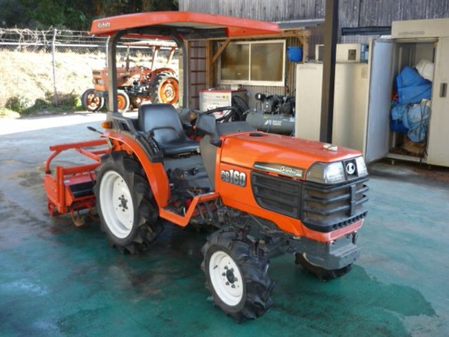 クボタ トラクター 写真