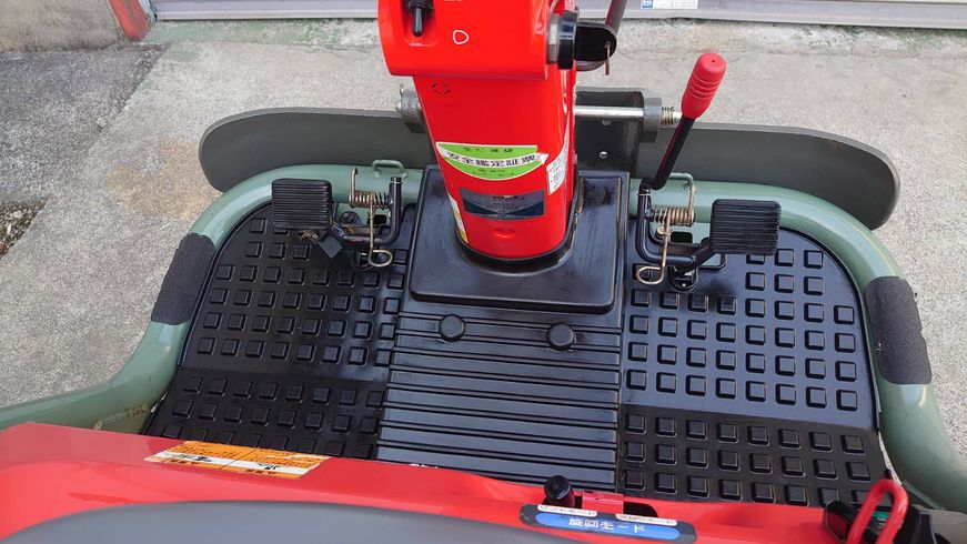 トラクター AC-18 アグリカ 写真５