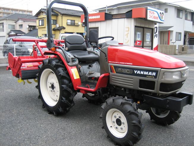 トラクター F-190 VBPUS4M 写真３