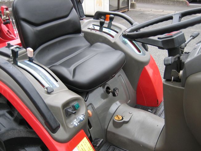 トラクター F-190 VBPUS4M 写真８