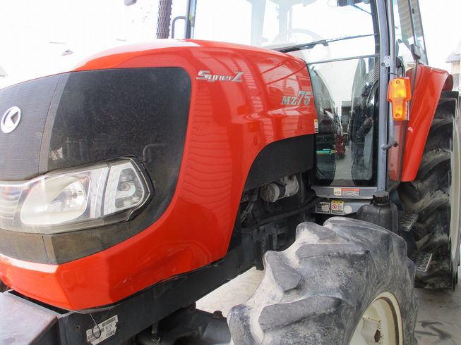 トラクター MZ75 写真８