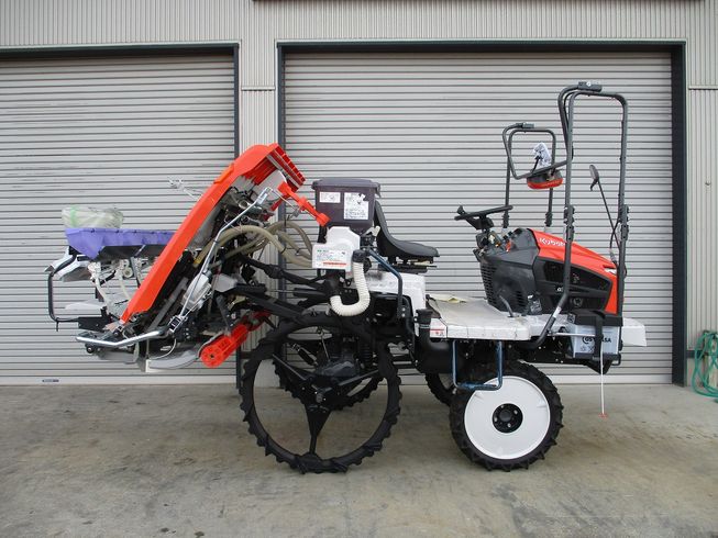 田植機 NW6S-F-GS 写真３