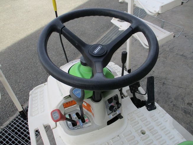 田植機 Pe-1X 写真２