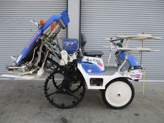 田植機 PQ4DF 写真２