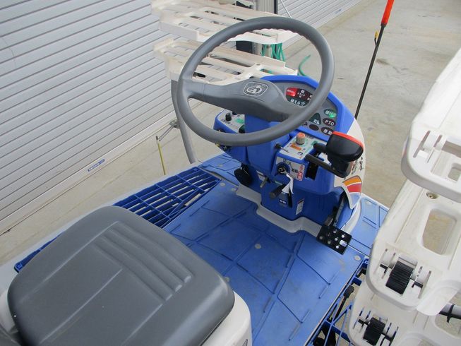 田植機 PZ50HVRLF 写真５