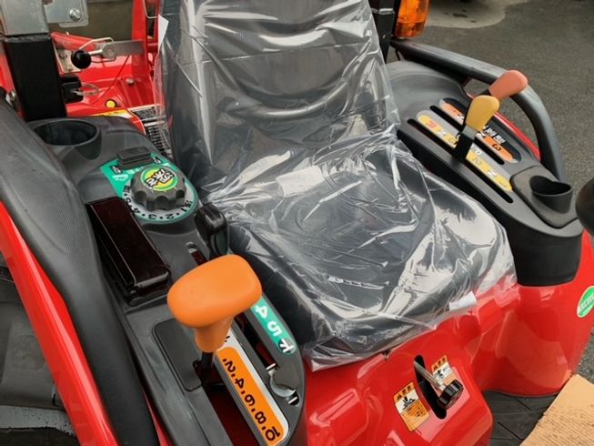 トラクター EG120VXUKS4M 写真８